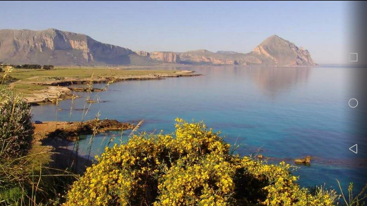Отель Cala Di Ponente Кастеллуццо Экстерьер фото